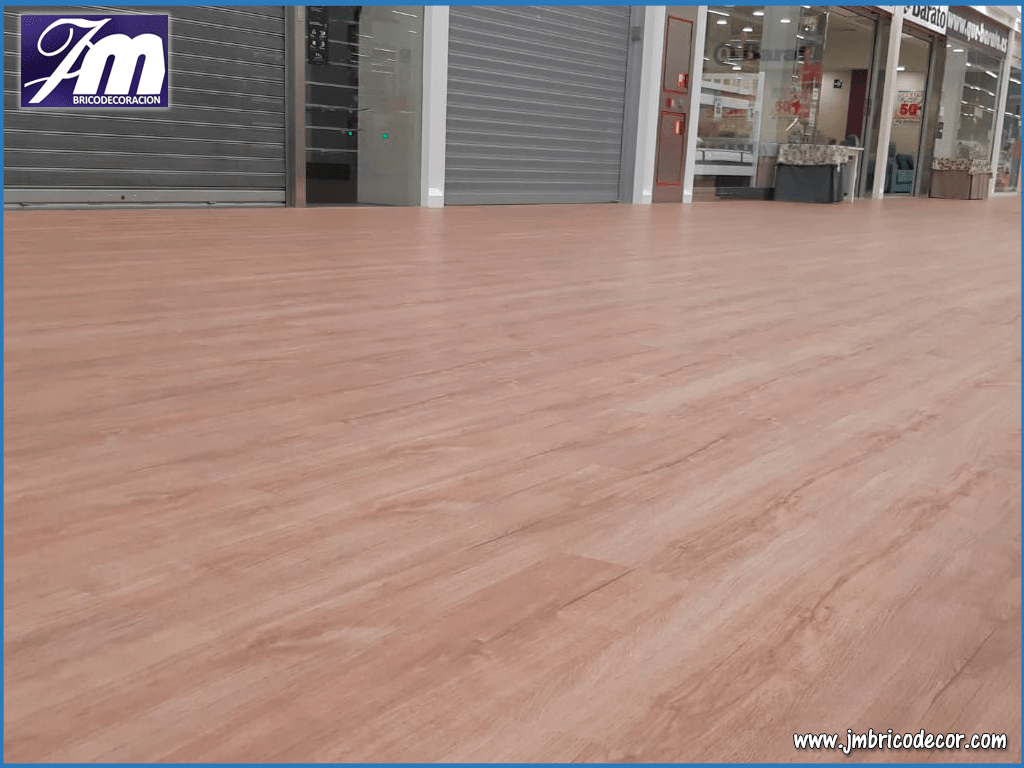 JM BricoDecoracion – Parquet, Puertas de Madera y Vinilos